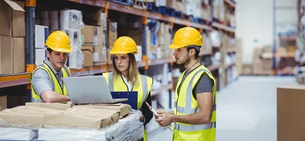 Selección de proveedores logísticos confiables según su capacidad operativa